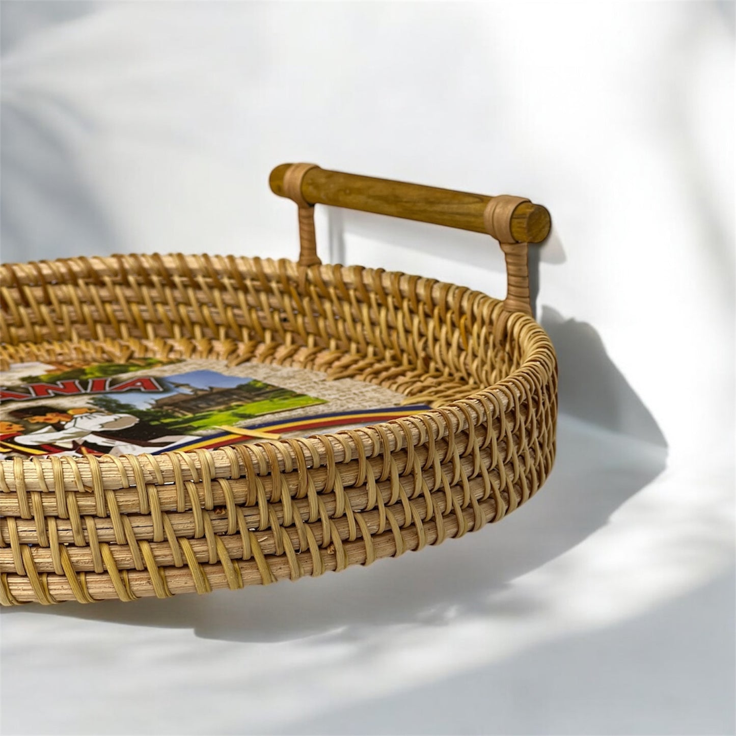 Tavă Decorativă din Rattan